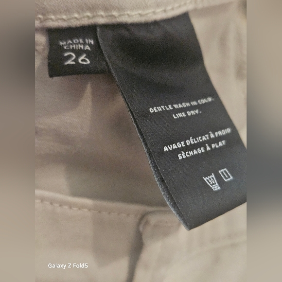 J BRAND KHAKI COLORED JOGGERS SIZE 26 - Picture 3 of 4